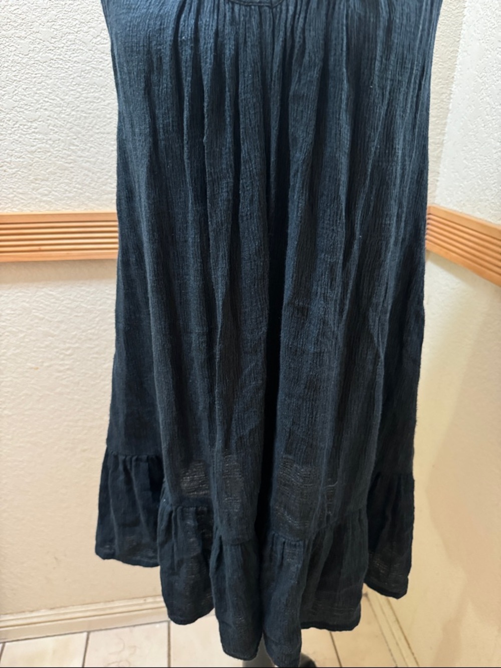 Billabong Black Spaghetti Strap Tiered Summer Top size S - Picture 4 of 6